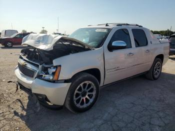  Salvage Chevrolet Avalanche