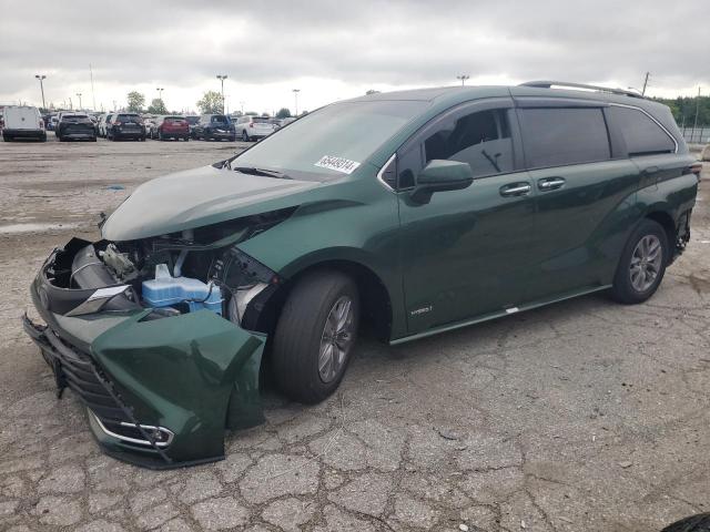  Salvage Toyota Sienna