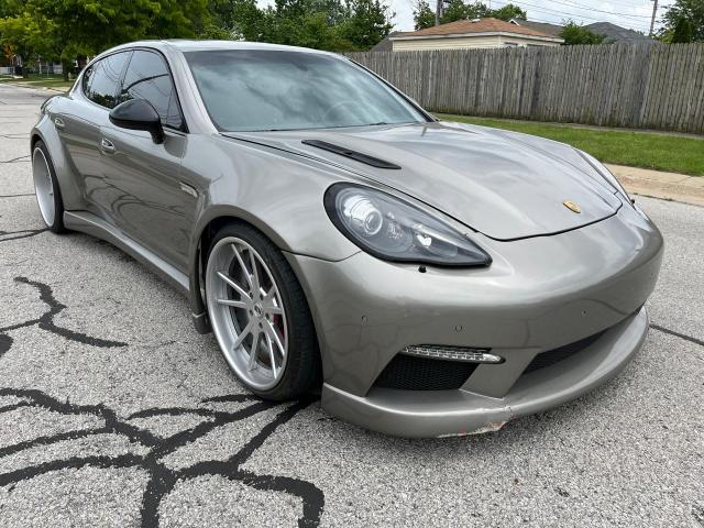  Salvage Porsche Panamera