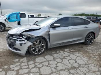  Salvage Chrysler 200