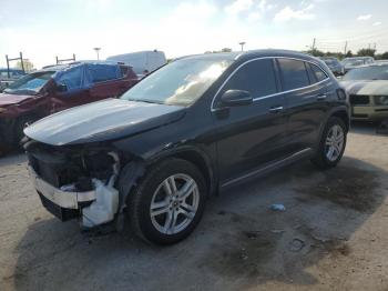  Salvage Mercedes-Benz GLA