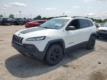  Salvage Jeep Cherokee