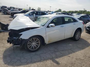  Salvage Chrysler 200