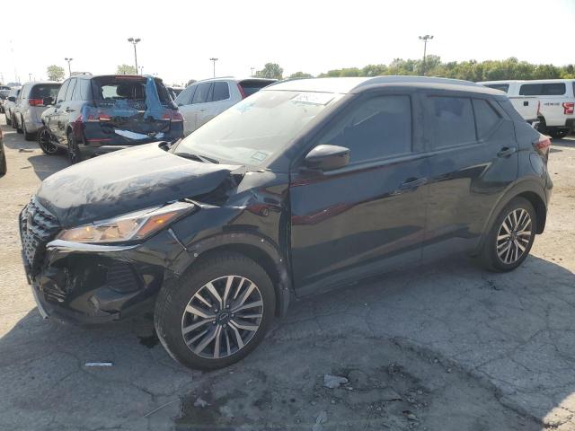  Salvage Nissan Kicks