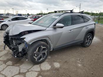  Salvage Hyundai TUCSON