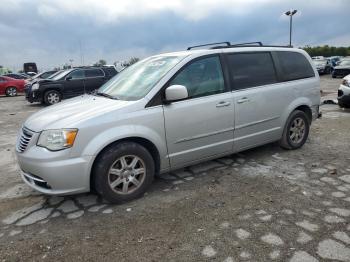  Salvage Chrysler Minivan