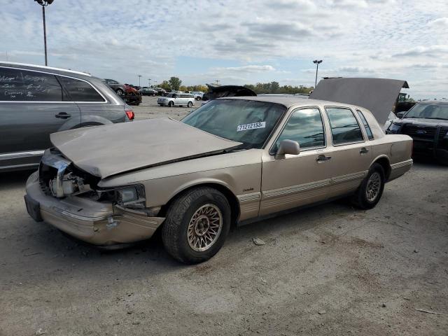  Salvage Lincoln Towncar