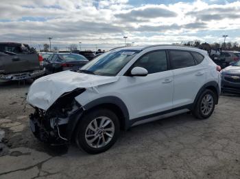  Salvage Hyundai TUCSON