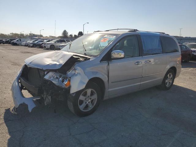  Salvage Chrysler Minivan