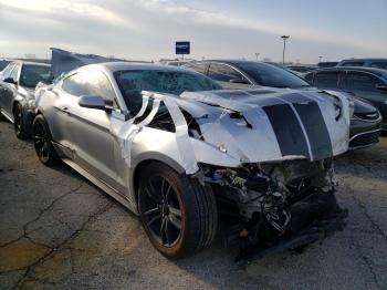  Salvage Ford Mustang