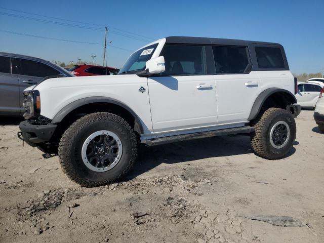  Salvage Ford Bronco