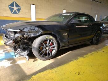  Salvage Ford Mustang