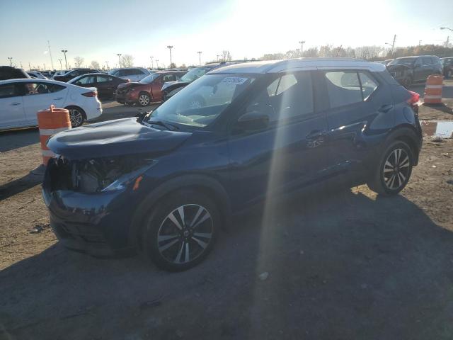  Salvage Nissan Kicks