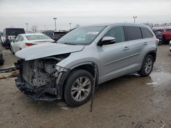  Salvage Toyota Highlander