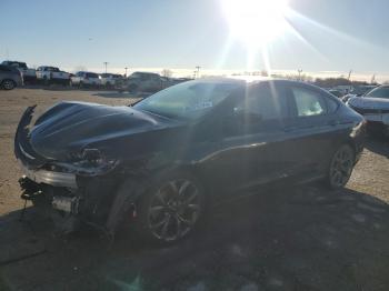  Salvage Chrysler 200