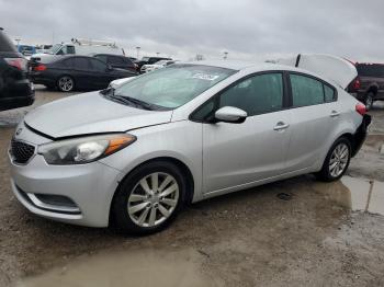  Salvage Kia Forte