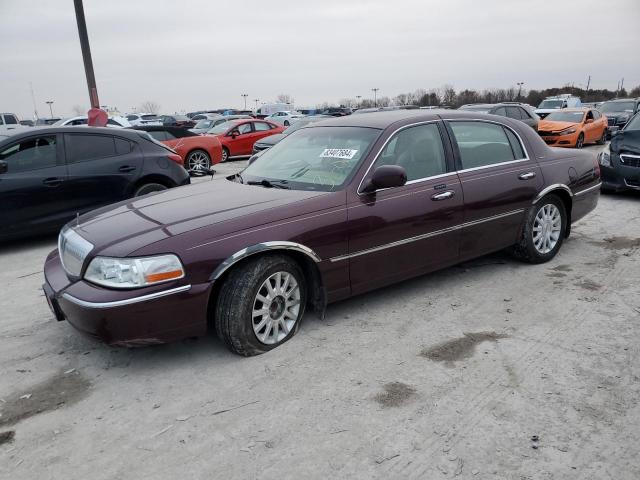  Salvage Lincoln Towncar