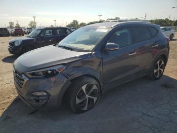  Salvage Hyundai TUCSON