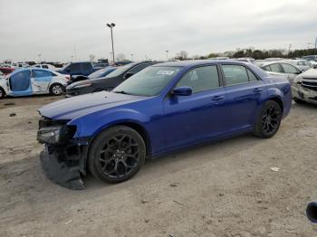  Salvage Chrysler 300