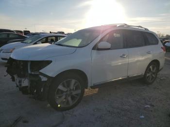  Salvage Nissan Pathfinder