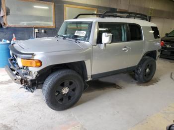  Salvage Toyota FJ Cruiser