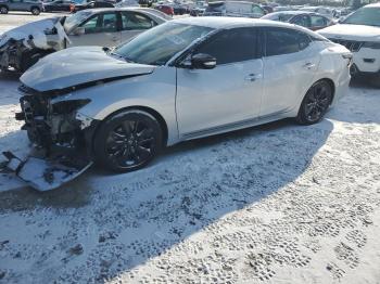  Salvage Nissan Maxima