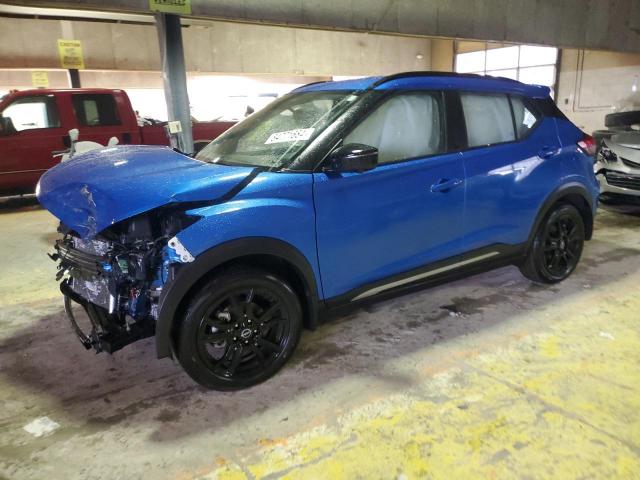  Salvage Nissan Kicks