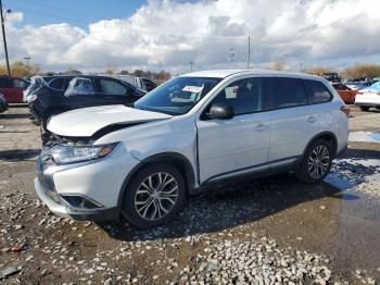  Salvage Mitsubishi Outlander