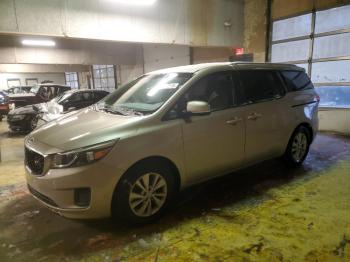  Salvage Kia Sedona