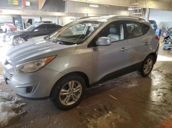  Salvage Hyundai TUCSON