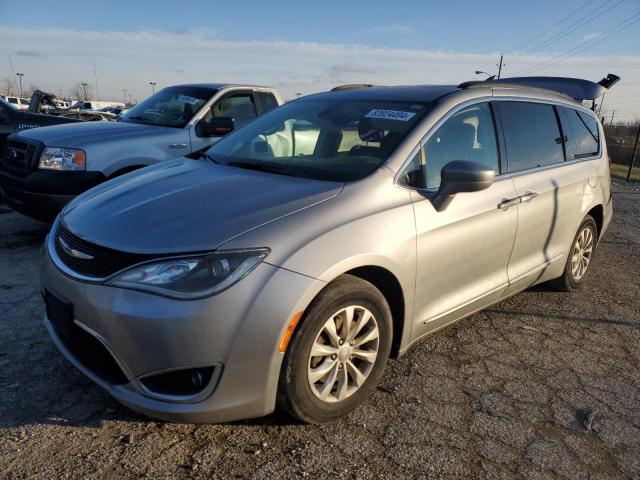  Salvage Chrysler Pacifica