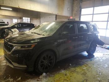  Salvage Kia Carnival