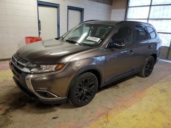  Salvage Mitsubishi Outlander