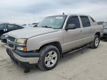  Salvage Chevrolet Avalanche