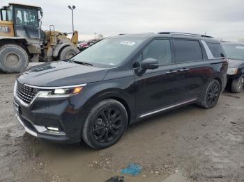  Salvage Kia Carnival