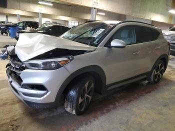  Salvage Hyundai TUCSON