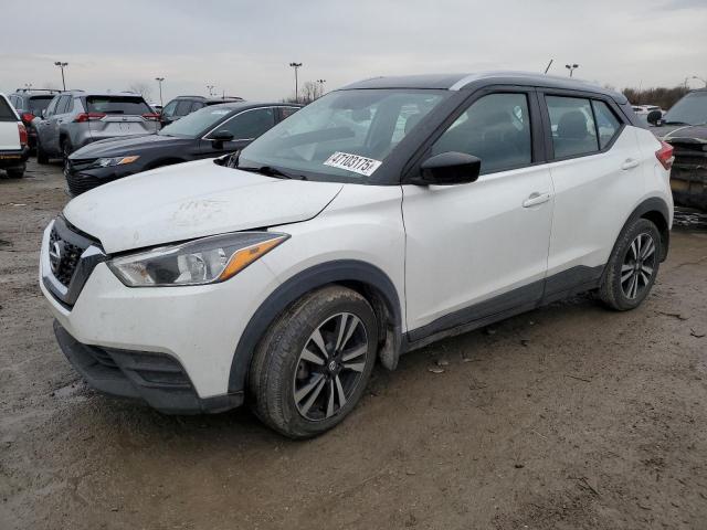  Salvage Nissan Kicks