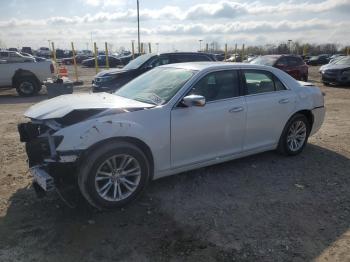  Salvage Chrysler 300