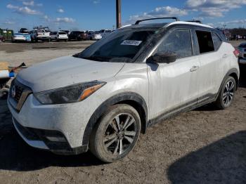  Salvage Nissan Kicks