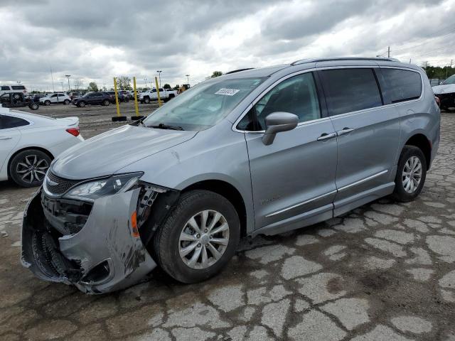  Salvage Chrysler Pacifica