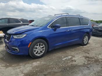  Salvage Chrysler Pacifica