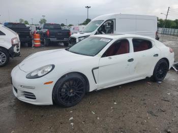  Salvage Porsche Panamera