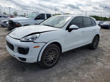 Salvage Porsche Cayenne
