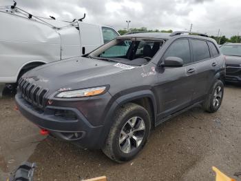  Salvage Jeep Cherokee