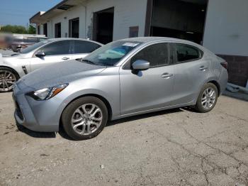  Salvage Toyota Yaris