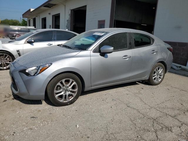  Salvage Toyota Yaris