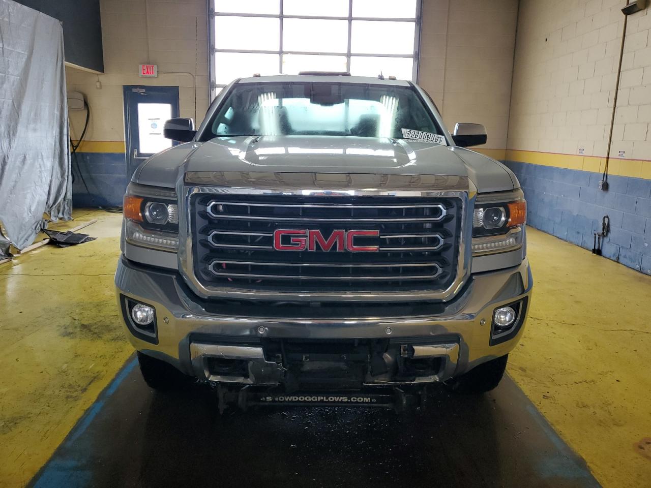 GMC Sierra K2500 Slt Image 9