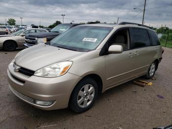  Salvage Toyota Sienna