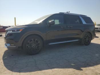  Salvage Kia Carnival