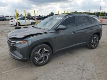  Salvage Hyundai TUCSON